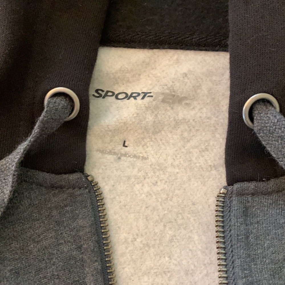 Sport-tek zip up Bell’s Brewery hooded sweatshirt - Picture 3 of 6